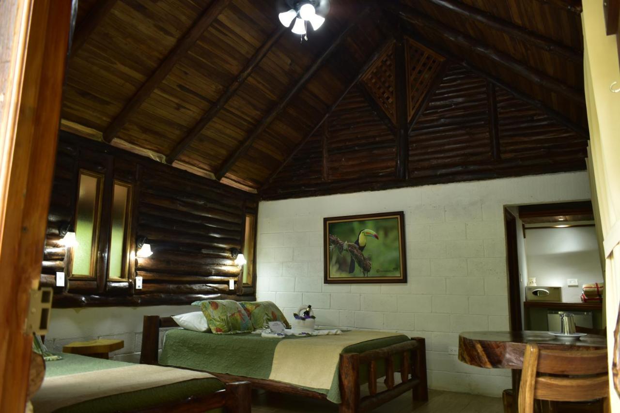 Arenal Oasis Eco Lodge & Wildlife Refuge La Fortuna Dış mekan fotoğraf